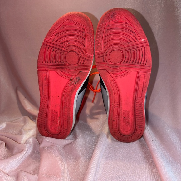 2013 Authentic Nike Air Force 1 Mid “Hyper Pink” – Women’s 8.5 (629746-003) - Picture 6 of 6